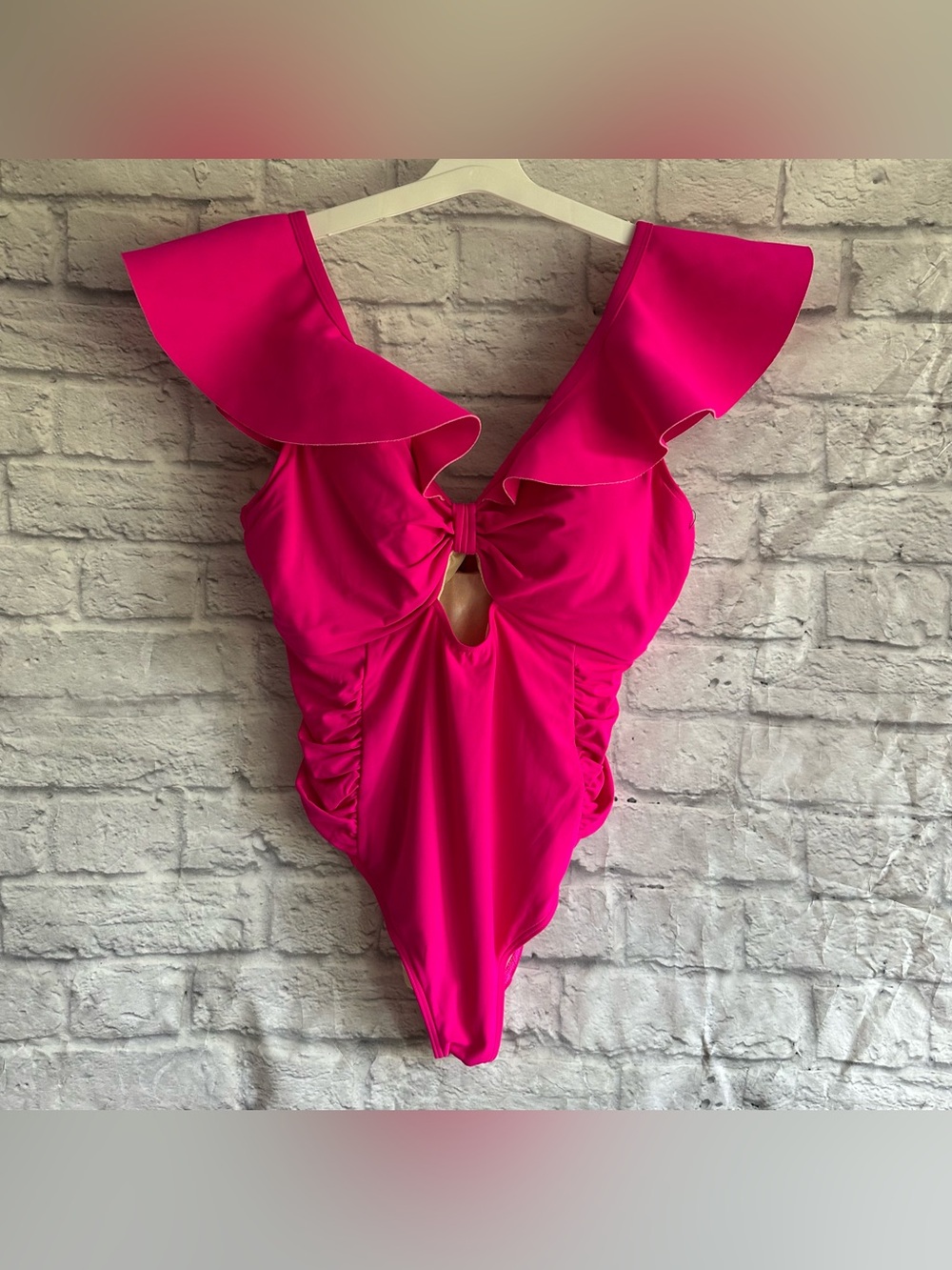 PREOWNED ELOQUII PINK RUFFLE SLEEVE PLUS SIZE 22 ONE PIECE BATHING SUIT